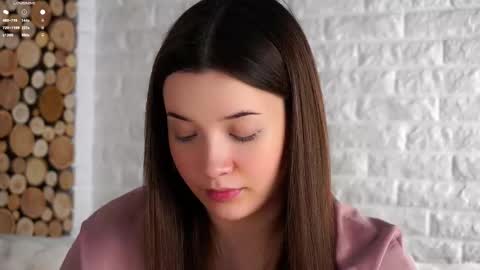 Lucy online show from 10-03-25, 03:14