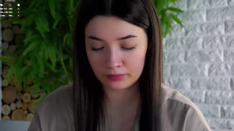 Lucy online show from 03-26-26, 02:39