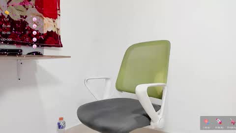 Snapshot of maik_alen chatting on 10-10-25, 01:59 . Maik Alen . online show from 10-10-25, 01:59