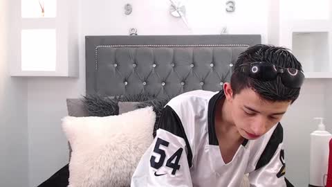 Maik Carver online show from 01-26-25, 04:20