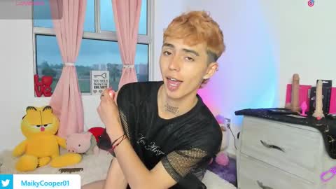 Snapshot of maiky_cooper01 chatting on 02-16-26, 09:44 maiky_cooper01 online show from 02-16-26, 09:44