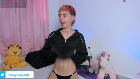 maiky_cooper01 online show from 03-06-26, 10:39