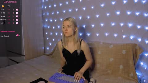 Your kitty online show from 01-28-25, 02:43