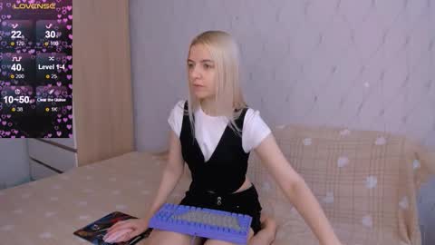 Your kitty online show from 02-17-26, 04:09