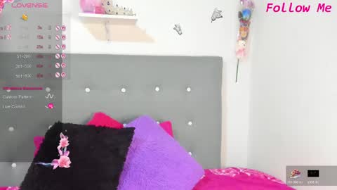 mailyn bakerrr  online show from 05-31-26, 04:47