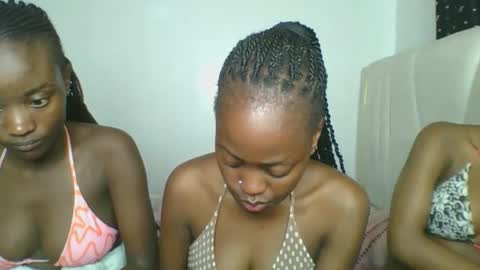 maira luv1 online show from 02-26-26, 09:30