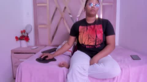 Snapshot of mairaasm chatting on 05-28-26, 12:35 Mairaasm online show from 05-28-26, 12:35