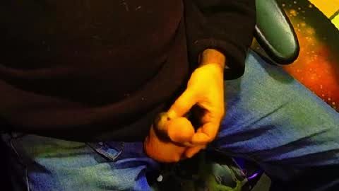Snapshot of maitai42 chatting on 06-02-26, 11:51 Maitai42 online show from 06-02-26, 11:51