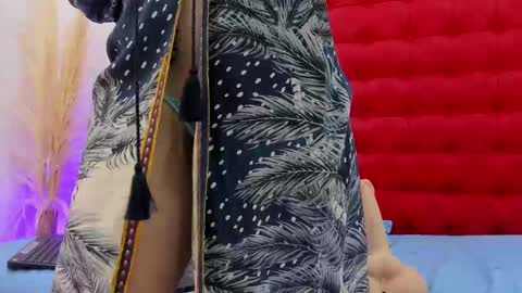 maite_smith69 online show from 02-13-25, 05:54