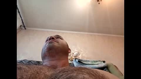 Snapshot of majestic484 chatting on 06-07-26, 10:19 majestic484 online show from 06-07-26, 10:19
