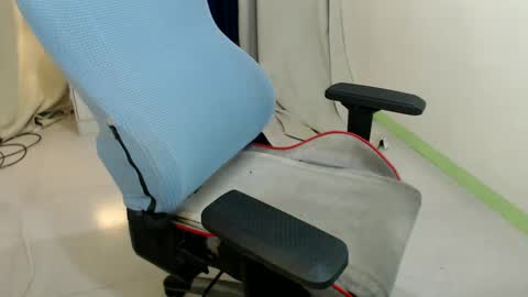 Snapshot of majestic_anne chatting on 12-02-24, 10:28 Annalyn online show from 12-02-24, 10:28