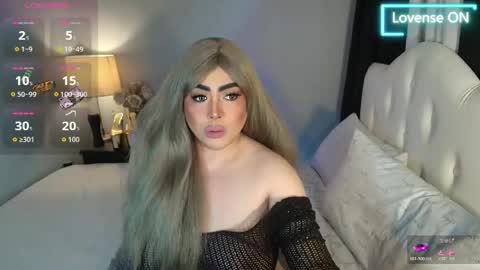 Snapshot of majestydannaxx chatting on 04-24-26, 03:53 majestydannaxx online show from 04-24-26, 03:53