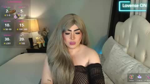 Snapshot of majestydannaxx chatting on 05-08-26, 04:18 majestydannaxx online show from 05-08-26, 04:18