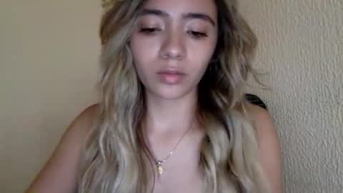 Snapshot of majo_gomezz chatting on 03-12-26, 09:43 majo_gomezz online show from 03-12-26, 09:43