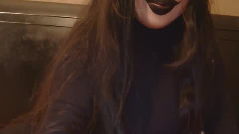 Snapshot of makaylarubi chatting on 10-15-25, 09:37 Makayla online show from 10-15-25, 09:37