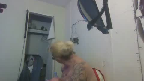 make_me_cum_69x online show from 11-28-25, 11:46