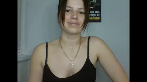 Snapshot of make_mesmile chatting on 05-14-26, 06:47 make_mesmile online show from 05-14-26, 06:47