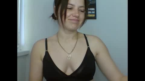 Snapshot of make_mesmile chatting on 05-15-26, 06:53 make_mesmile online show from 05-15-26, 06:53