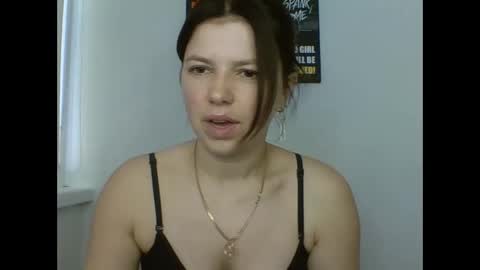 Snapshot of make_mesmile chatting on 05-16-26, 06:32 make_mesmile online show from 05-16-26, 06:32