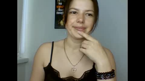 Snapshot of make_mesmile chatting on 05-28-26, 06:32 make_mesmile online show from 05-28-26, 06:32