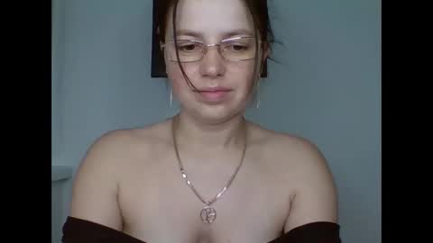 Snapshot of make_mesmile chatting on 05-28-26, 06:38 make_mesmile online show from 05-28-26, 06:38