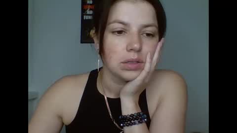 Snapshot of make_mesmile chatting on 06-01-26, 06:20 make_mesmile online show from 06-01-26, 06:20