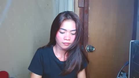 Snapshot of makeme_wettt chatting on 01-31-25, 04:58 makeme_wettt online show from 01-31-25, 04:58