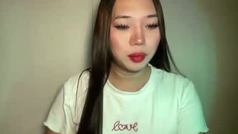 Snapshot of makemesquirt_xxx chatting on 08-03-26, 01:04 KEANA online show from 08-03-26, 01:04