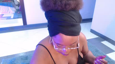 makena online show from 01-17-25, 03:23