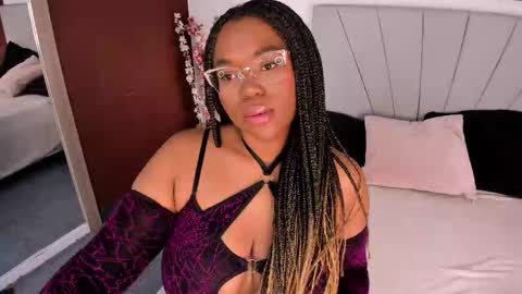 makena online show from 09-26-25, 04:38