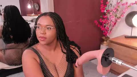 makena online show from 05-19-26, 01:56