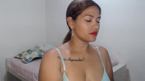 MAKENNAA online show from 12-22-24, 09:55