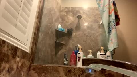 Snapshot of makeouthilldani chatting on 12-30-24, 01:47 hokulani online show from 12-30-24, 01:47