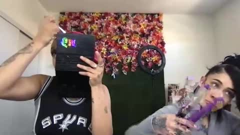 Snapshot of makeouthilldani chatting on 03-10-25, 09:07 hokulani online show from 03-10-25, 09:07