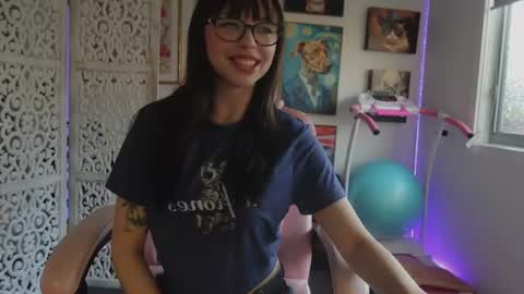Snapshot of makiyahbelle2 chatting on 07-03-26, 06:20 MakiyahBelle online show from 07-03-26, 06:20