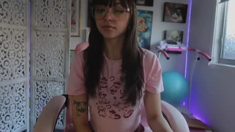 Snapshot of makiyahbelle2 chatting on 07-04-26, 03:24 MakiyahBelle online show from 07-04-26, 03:24