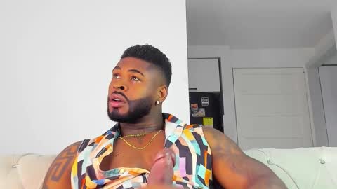 Makonnen online show from 10-30-25, 09:37