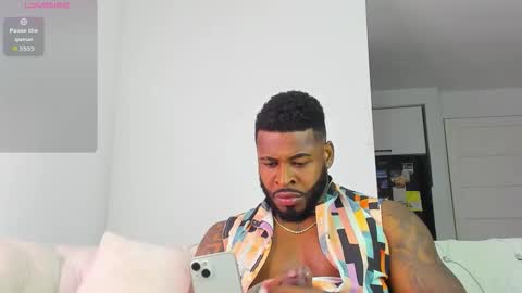 Snapshot of makonneen chatting on 03-26-26, 07:25 Makonnen online show from 03-26-26, 07:25