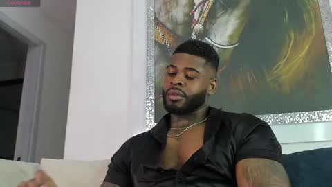 Snapshot of makonneen chatting on 05-21-26, 10:06 Makonnen online show from 05-21-26, 10:06