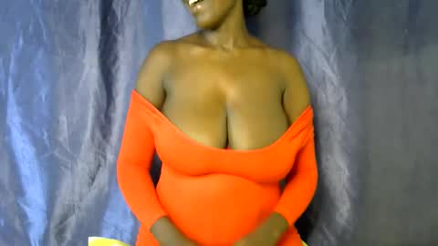 Snapshot of malaika_musa chatting on 05-29-26, 04:16 malaika_musa online show from 05-29-26, 04:16