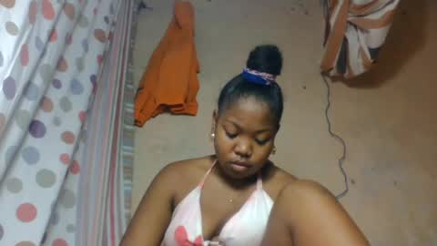 Snapshot of malalazah chatting on 07-27-26, 01:23 malalazah online show from 07-27-26, 01:23
