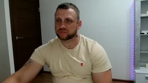Snapshot of malchyshka chatting on 06-25-26, 08:02 malchyshka online show from 06-25-26, 08:02