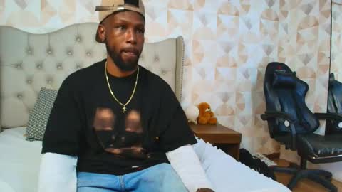 Malcom online show from 09-30-25, 02:27