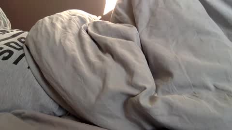 malefrench1 online show from 11-22-25, 08:46