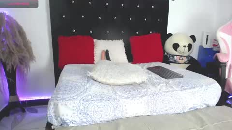 Snapshot of maleja_22_ chatting on 12-02-24, 06:30 Maleja online show from 12-02-24, 06:30