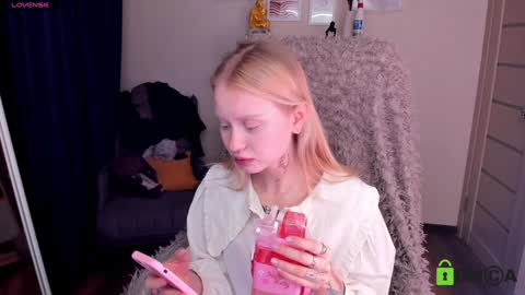 Snapshot of malenaernman chatting on 01-16-25, 10:21 Malena online show from 01-16-25, 10:21