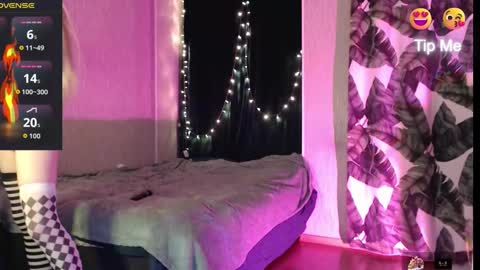 Mischelle online show from 11-30-25, 11:53