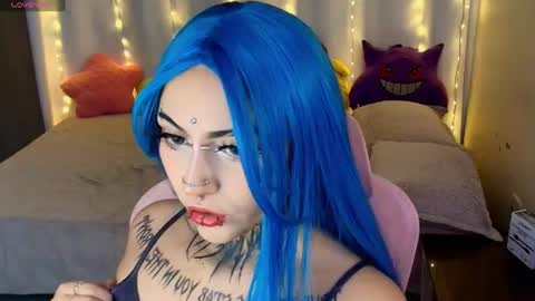 Snapshot of maliciaxpoison chatting on 06-11-26, 03:48 maliciaxpoison online show from 06-11-26, 03:48