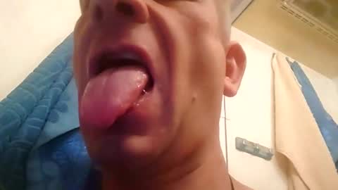 malinowy85 online show from 10-04-25, 06:50