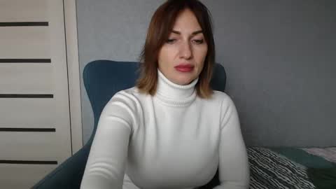Snapshot of mallinia chatting on 12-02-24, 09:45 mallinia online show from 12-02-24, 09:45
